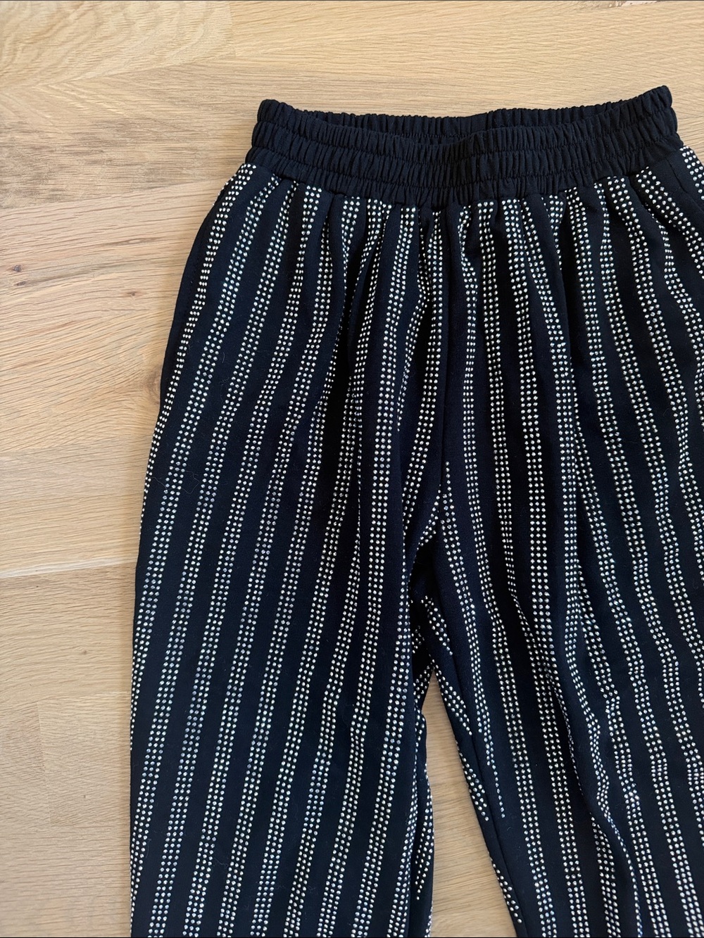 Sparkly Joggers - Picture 2 of 6